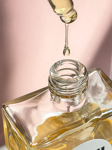 Hair Oil SOS: How to Get Oil Out of Your Hair Fast